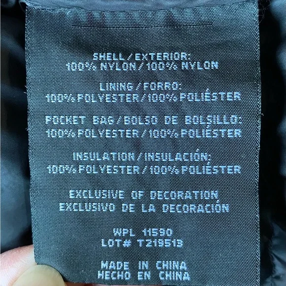 Men’s Puffer Vest - Picture 10 of 11